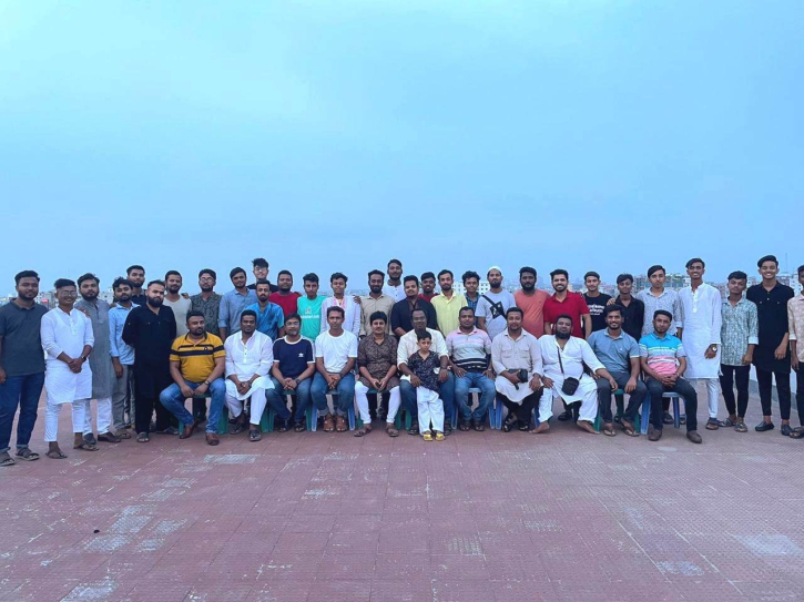 ইসদাইর উদ্দীপ্ত তরুণ সংঘের নেতৃত্বে অপু-তুষার ইসদাইর উদ্দীপ্ত তরুণ সংঘের নেতৃত্বে অপু-তুষার