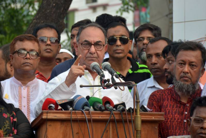 জাকির খানের মুক্তি চাইলেন মির্জা আব্বাস জাকির খানের মুক্তি চাইলেন মির্জা আব্বাস