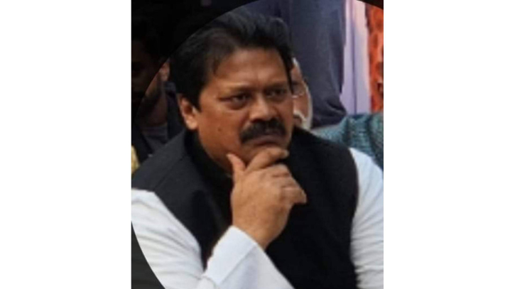 শকুন আকাশে উড়ছে মানচিত্রকে খাওয়ার জন্য : আরমান শকুন আকাশে উড়ছে মানচিত্রকে খাওয়ার জন্য : আরমান