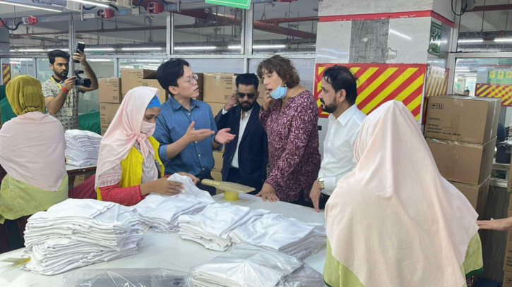 বাংলাদেশের পোশাকশিল্পের বড় সম্ভাবনা রয়েছে : নেদারল্যান্ডের রাষ্ট্রদূত বাংলাদেশের পোশাকশিল্পের বড় সম্ভাবনা রয়েছে : নেদারল্যান্ডের রাষ্ট্রদূত