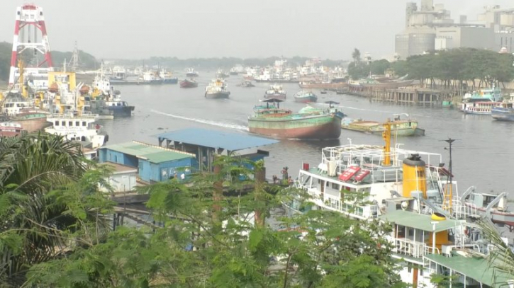 শীতলক্ষ্যায় ২০ দিন বাল্কহেড চলাচল বন্ধ শীতলক্ষ্যায় ২০ দিন বাল্কহেড চলাচল বন্ধ