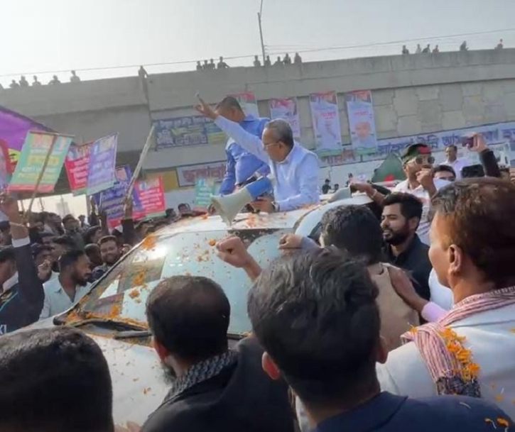 নারায়ণগঞ্জে নেতাকর্মীদের ঢল পেরিয়ে এগিয়ে গেল লংমার্চ নারায়ণগঞ্জে নেতাকর্মীদের ঢল পেরিয়ে এগিয়ে গেল লংমার্চ