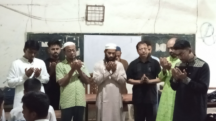 নারায়ণগঞ্জ যুব শক্তির বিভিন্ন স্কুলে দোয়া নারায়ণগঞ্জ যুব শক্তির বিভিন্ন স্কুলে দোয়া