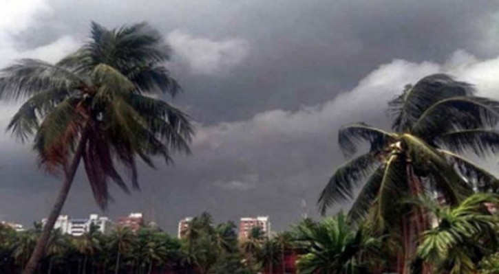 সাত অঞ্চলের নদীবন্দরে সতর্কতা সংকেত সাত অঞ্চলের নদীবন্দরে সতর্কতা সংকেত