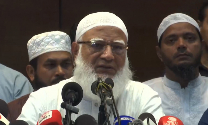 দলের পক্ষে নিঃশর্ত ক্ষমা চাইলেন জামায়াত আমির দলের পক্ষে নিঃশর্ত ক্ষমা চাইলেন জামায়াত আমির