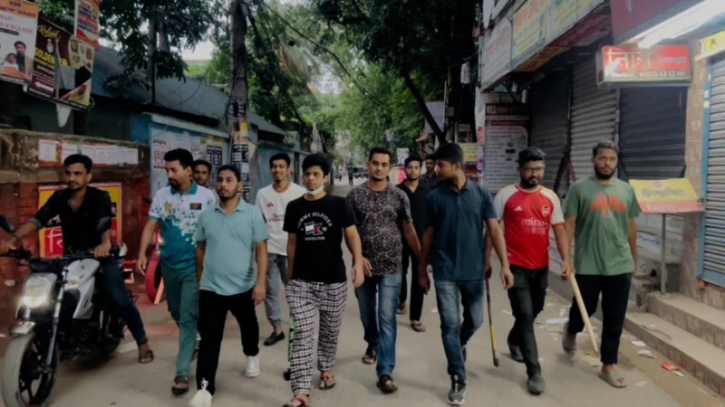 নারায়ণগঞ্জে নাশকতা রোধে ছাত্রদলের মহড়া নারায়ণগঞ্জে নাশকতা রোধে ছাত্রদলের মহড়া