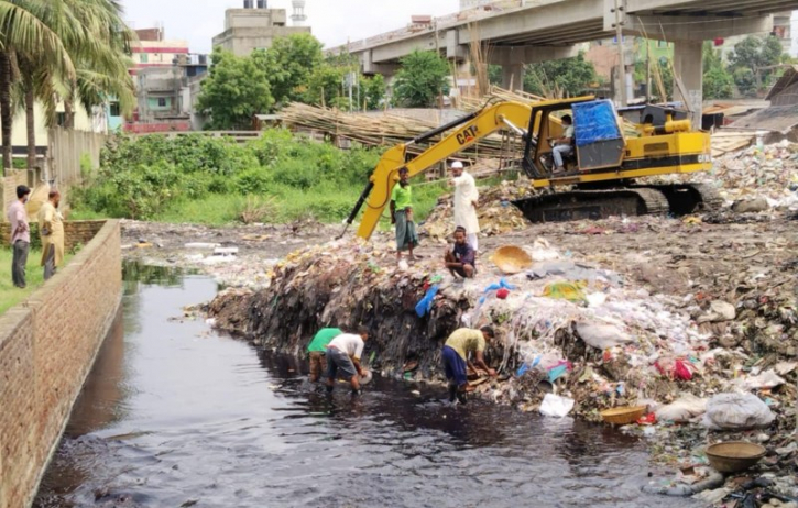 জেলা প্রশাসকের নির্দেশনায় লক্ষাধিক লোক পানিবন্দি অবস্থা থেকে মুক্তি পাচ্ছে: ঈদ উদযাপনে ফিরবে স্বস্তি