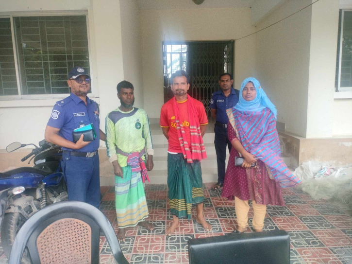 আড়াইহাজারে ভ্রাম্যমান আদালতের অভিযানে সাড়ে ১৫ হাজার মিটার কারেন্ট জাল জব্দ আড়াইহাজারে ভ্রাম্যমান আদালতের অভিযানে সাড়ে ১৫ হাজার মিটার কারেন্ট জাল জব্দ