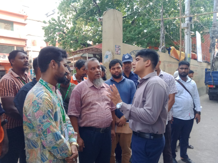 নারায়ণগঞ্জে ডেঙ্গু নিধনে মোবাইল কোর্টের অভিযান নারায়ণগঞ্জে ডেঙ্গু নিধনে মোবাইল কোর্টের অভিযান