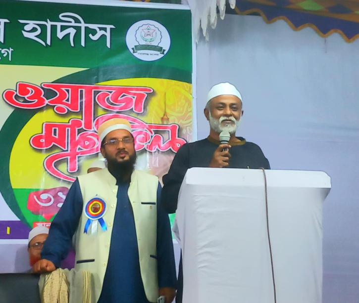 আমাদের সম্মানের নামে ফাঁসির সেলে রাখতো : খোরশেদ আমাদের সম্মানের নামে ফাঁসির সেলে রাখতো : খোরশেদ