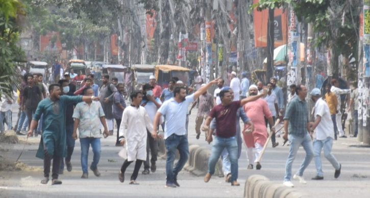 সশস্ত্র ক্যাডার বাহিনীর হামলায় রক্তাক্ত ১৯ জুলাই ২০২৪