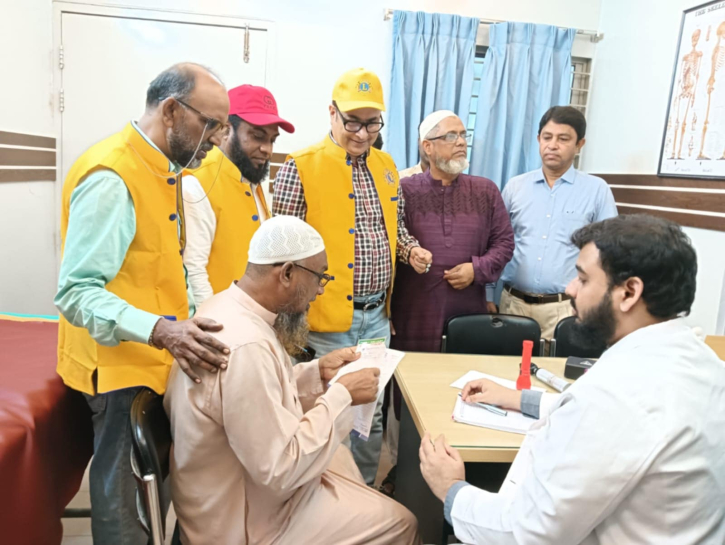 রুপগঞ্জে মামলা তুলে নিতে শ্রমিক লীগ নেতার হুমকি রুপগঞ্জে মামলা তুলে নিতে শ্রমিক লীগ নেতার হুমকি