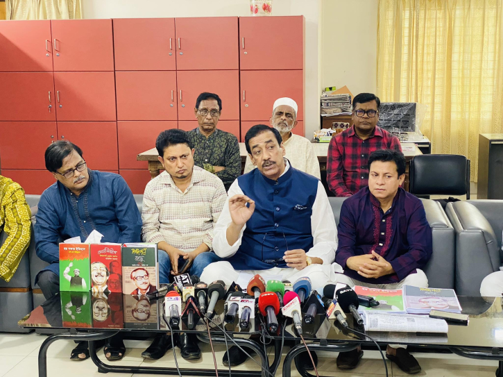 ওরা এটা নিয়ে ইস্যু তৈরি করতে চায় : শামীম ওসমান ওরা এটা নিয়ে ইস্যু তৈরি করতে চায় : শামীম ওসমান