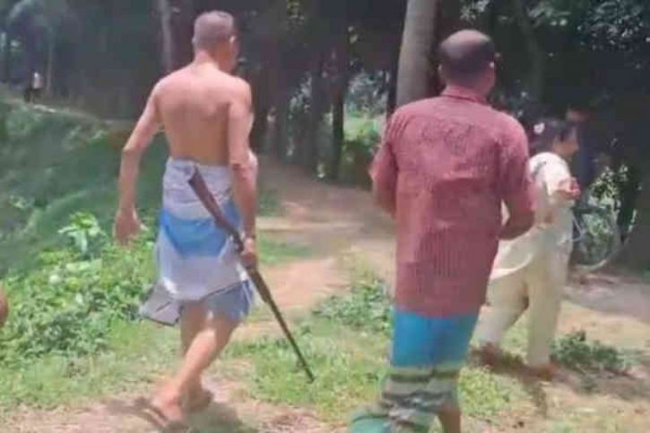 সোনারগাঁয়ে চাদাঁ না পেয়ে গুলি করে প্রবাসীকে হত্যার হুমকি বিএনপি নেতার সোনারগাঁয়ে চাদাঁ না পেয়ে গুলি করে প্রবাসীকে হত্যার হুমকি বিএনপি নেতার