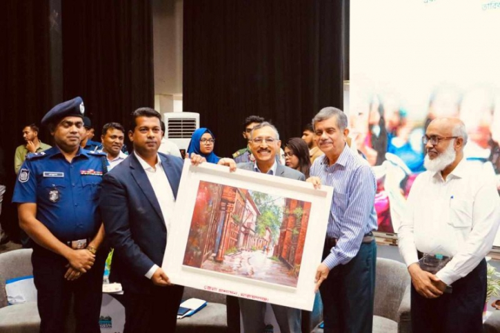 শিক্ষা বিভাগের সকলকে এক মঞ্চে একত্রিত করলেন জেলা প্রশাসক শিক্ষা বিভাগের সকলকে এক মঞ্চে একত্রিত করলেন জেলা প্রশাসক