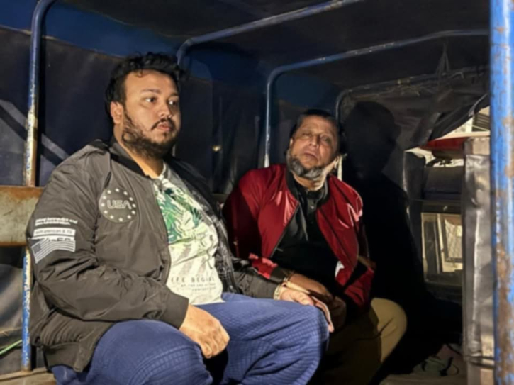 নাসিকের সাবেক কাউন্সিলর মতি ছেলেসহ ঢাকায় গ্রেফতার নাসিকের সাবেক কাউন্সিলর মতি ছেলেসহ ঢাকায় গ্রেফতার