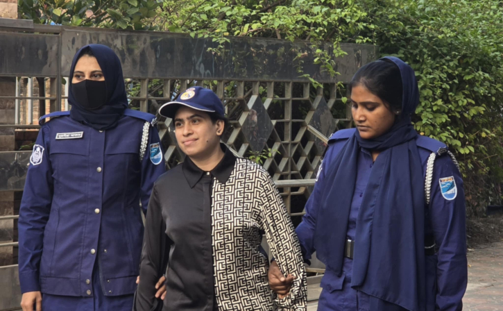 না.গঞ্জে শিল্পপতি জসিমকে সাত টুকরো করে হত্যা করল প্রেমিকা না.গঞ্জে শিল্পপতি জসিমকে সাত টুকরো করে হত্যা করল প্রেমিকা
