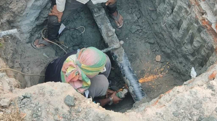 নারায়ণগঞ্জে ৪০০ অবৈধ গ্যাস সংযোগ বিচ্ছিন্ন