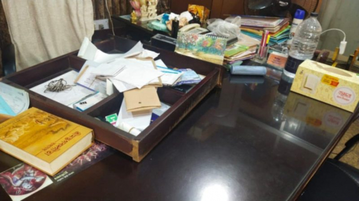ফতুল্লায় ফার্নিচারের দোকানে চুরি, থানায় অভিযোগ ফতুল্লায় ফার্নিচারের দোকানে চুরি, থানায় অভিযোগ