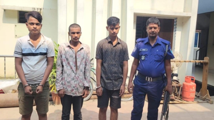 নারায়ণগঞ্জে ৩ মাদক সেবনকারী গ্রেপ্তার, ১০ দিনের কারাদণ্ড নারায়ণগঞ্জে ৩ মাদক সেবনকারী গ্রেপ্তার, ১০ দিনের কারাদণ্ড