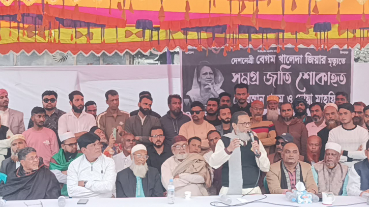 আপনারা আমাকে গোলাম হিসেবে কবুল করে নিন : আবুল কালাম 