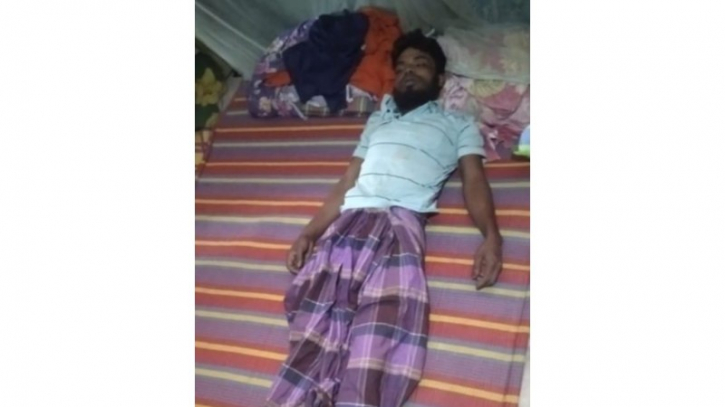 আড়াইহাজারে ছিনতাইকারীর হামলায় আহত নৈশ প্রহরীর মৃত্যু আড়াইহাজারে ছিনতাইকারীর হামলায় আহত নৈশ প্রহরীর মৃত্যু