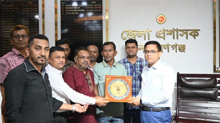 জেলা প্রশাসক এর সাথে না.গঞ্জ জার্নালিস্ট ইউনিটি’র সৌজন্য সাক্ষাৎ