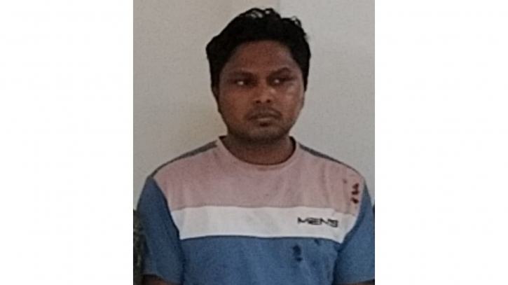 বন্দরে চাকুরী প্রত্যাশী নারীকে অস্ত্রের মুখে জিম্মি করে ধর্ষনের ঘটনায় লম্পট আটক