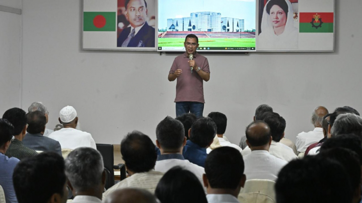 নারায়ণগঞ্জের এমপিদের নিয়ে প্রধানমন্ত্রীর কর্মশালা