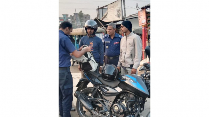 ত্রয়োদশ নির্বাচন: নাশকতা রোধে কড়া পুলিশি নজরদারি