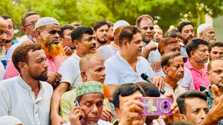 রূপগঞ্জে দিপু ভুইয়ার বাড়িতে মিলনমেলা, জনতার ঢল রূপগঞ্জে দিপু ভুইয়ার বাড়িতে মিলনমেলা, জনতার ঢল