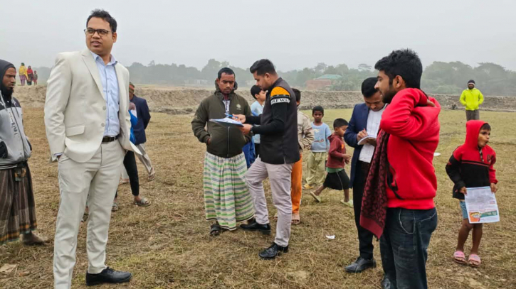 আড়াইহাজারে কৃষিজমি কেটে মাটি উত্তোলন, একজন‌কে ৫০ হাজার টাকা জরিমানা