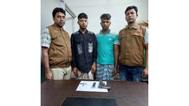 নারায়ণগঞ্জে পিস্তলসহ গ্রেপ্তার ২ নারায়ণগঞ্জে পিস্তলসহ গ্রেপ্তার ২