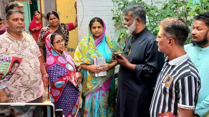 বিএনপি শাসক নয়, সেবক হতে চায়: খোরশেদ বিএনপি শাসক নয়, সেবক হতে চায়: খোরশেদ