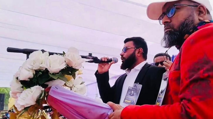 ঈদের শুভেচ্ছা জানিয়েছেন আলতাফ