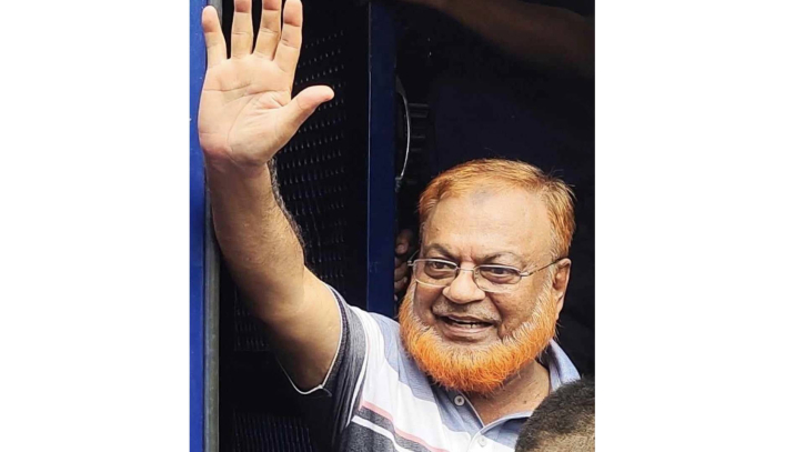 না.গঞ্জ জেলা বিএনপির সভাপতি গিয়াসউদ্দিন কারামুক্ত না.গঞ্জ জেলা বিএনপির সভাপতি গিয়াসউদ্দিন কারামুক্ত