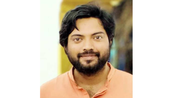 শত মামলা মাথায় নিয়েও ছাত্রজনতার পাশে ছিলেন নাহিদ শত মামলা মাথায় নিয়েও ছাত্রজনতার পাশে ছিলেন নাহিদ