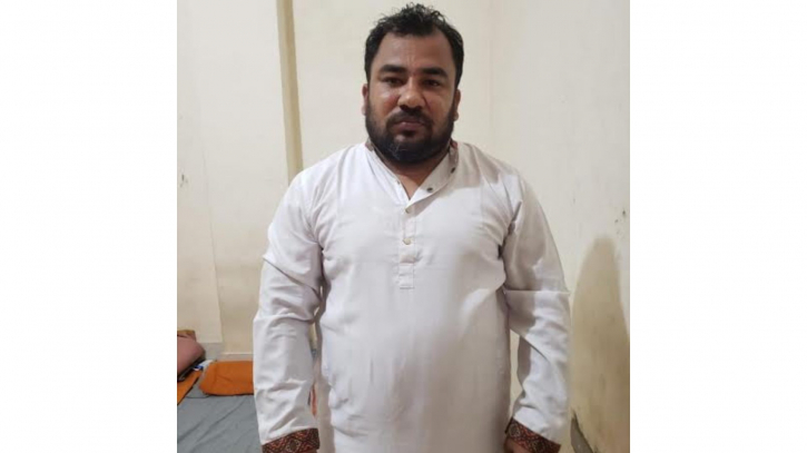 ডেভিল হান্ট অপারেশনে আড়াইহাজারের প্যানেল মেয়র গ্রেপ্তার ডেভিল হান্ট অপারেশনে আড়াইহাজারের প্যানেল মেয়র গ্রেপ্তার