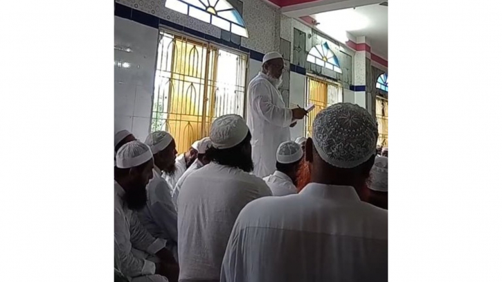 হেফাজতের কমিটি ঘোষণা নিয়ে তোপের মুখে একাংশ হেফাজতের কমিটি ঘোষণা নিয়ে তোপের মুখে একাংশ