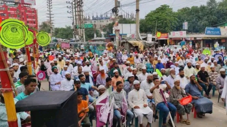 রূপগঞ্জের মানুষের অধিকার আদায় করাই হবে আমার প্রধান কাজ : ইমদাদুল্লাহ হাশেমী রূপগঞ্জের মানুষের অধিকার আদায় করাই হবে আমার প্রধান কাজ : ইমদাদুল্লাহ হাশেমী