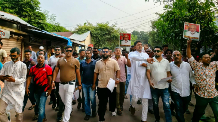 সিদ্ধিরগঞ্জে মান্নানের নির্দেশনায় ৩১ দফার প্রচারণায় সিদ্ধিরগঞ্জে মান্নানের নির্দেশনায় ৩১ দফার প্রচারণায়