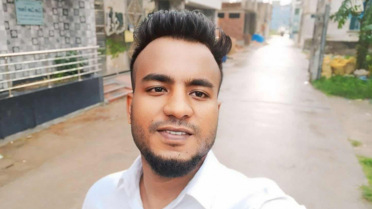 সিদ্ধিরগঞ্জের শীর্ষ সন্ত্রাসী সাহেব আলীর সহযোগী নূর নবী অস্ত্রসহ গ্রেপ্তার সিদ্ধিরগঞ্জের শীর্ষ সন্ত্রাসী সাহেব আলীর সহযোগী নূর নবী অস্ত্রসহ গ্রেপ্তার