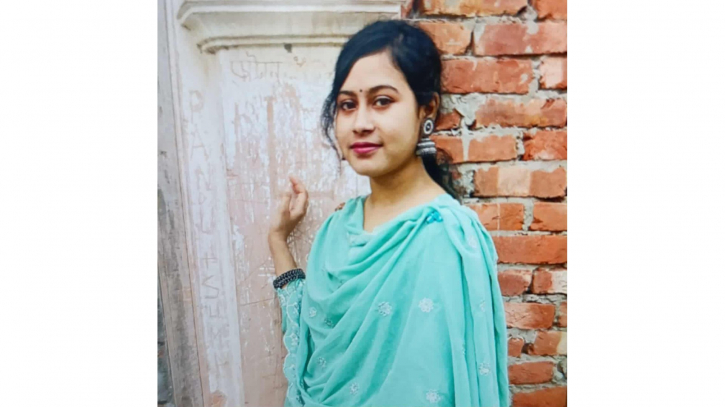 বন্ধুর সাথে ঘুরতে গিয়ে ট্যাংকলরির চাপায় তরুণী নিহত বন্ধুর সাথে ঘুরতে গিয়ে ট্যাংকলরির চাপায় তরুণী নিহত