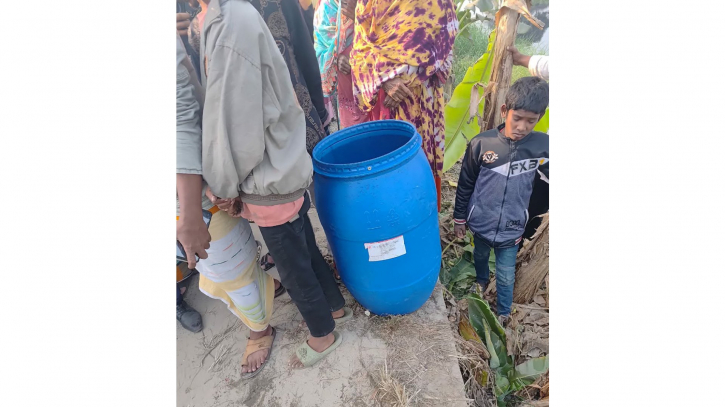 সিদ্ধিরগঞ্জে ক্যানেল থেকে ড্রামভর্তি অজ্ঞাত লাশ উদ্ধার