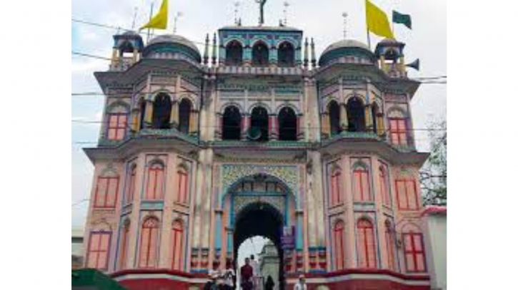 ৫০০ বছরের ইতিহাস ও নবীজির পদচিহ্ন বন্দর কদমরসুল দরগাহে