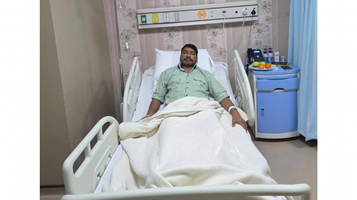 অসুস্থ জাকির খান, চেয়েছেন দোয়া অসুস্থ জাকির খান, চেয়েছেন দোয়া