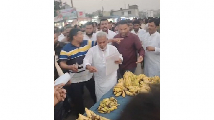 সিদ্ধিরগঞ্জবাসী বুকে টেনে নিলেন ধানের শীষের মান্নানকে