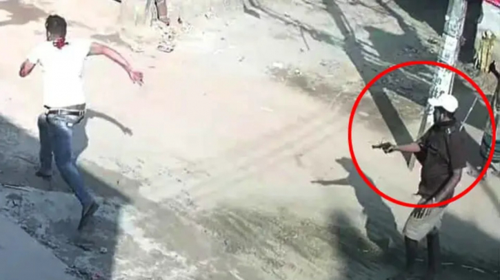 নারায়ণগঞ্জে প্রকাশ্যে গুলি ও হামলার ঘটনায় এক যুবক আহত