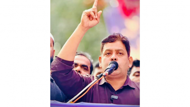 ইন্ডাস্ট্রিতে বাতি জ্বললে আমার ভাই বোনদের চাকরি দিতে হবে: দিপু ভূঁইয়া 