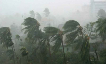 ঝড় বৃষ্টির আভাস, কমবে গরমের দাপট